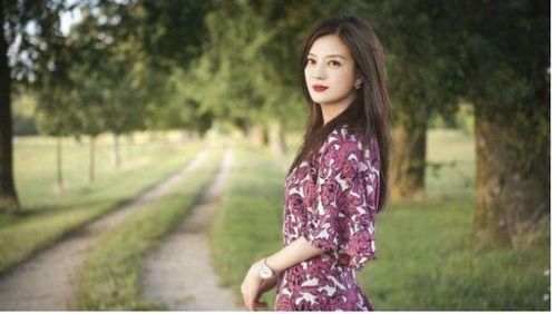 十年蛻變 從拉芳廣告不起眼配角到身價(jià)倍增的女星